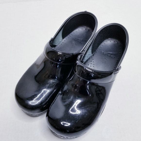 size 40 dansko in us